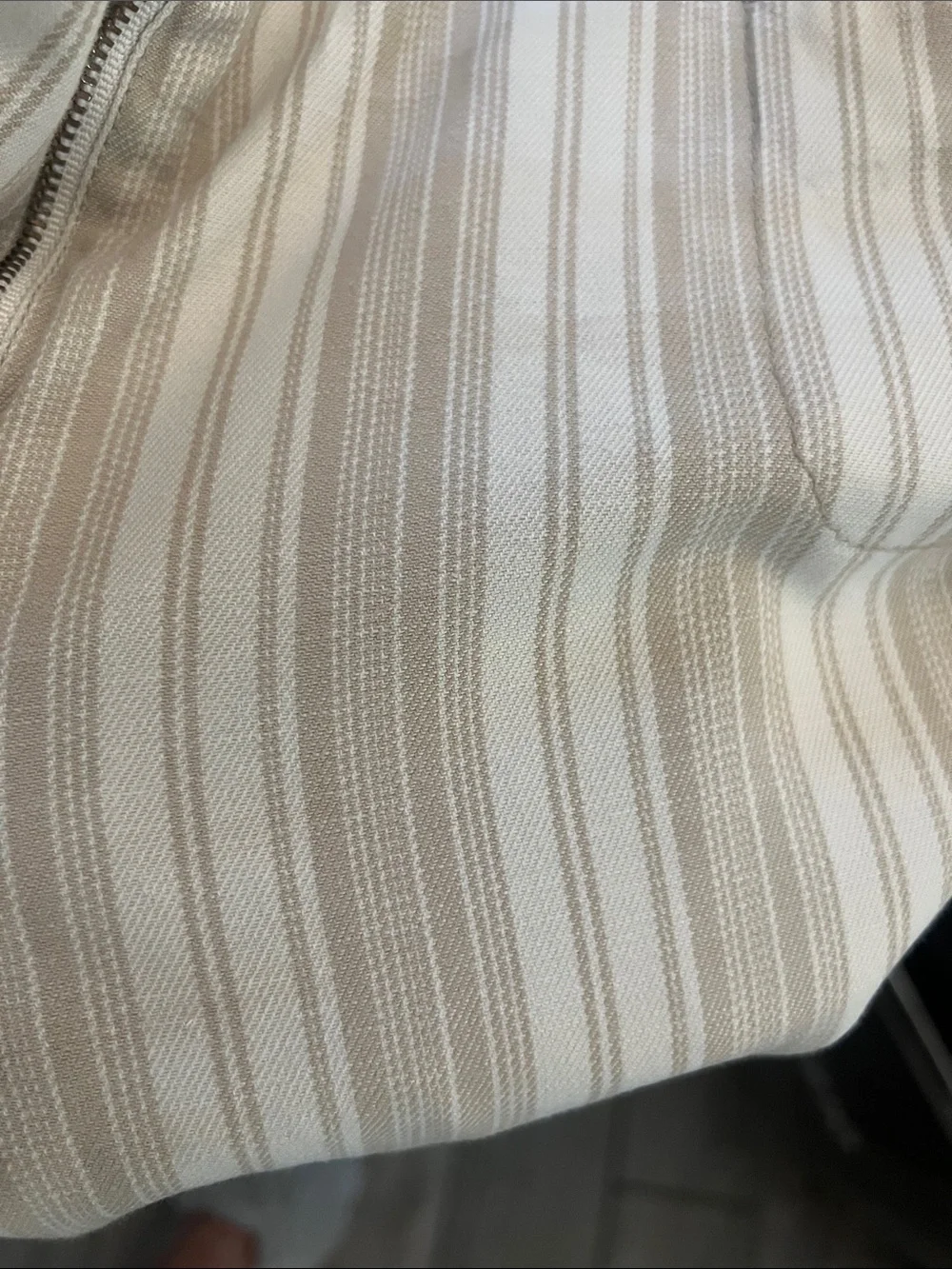 Tory Burch Striped Beige & Cream Crop Pants - Picture 13 of 13